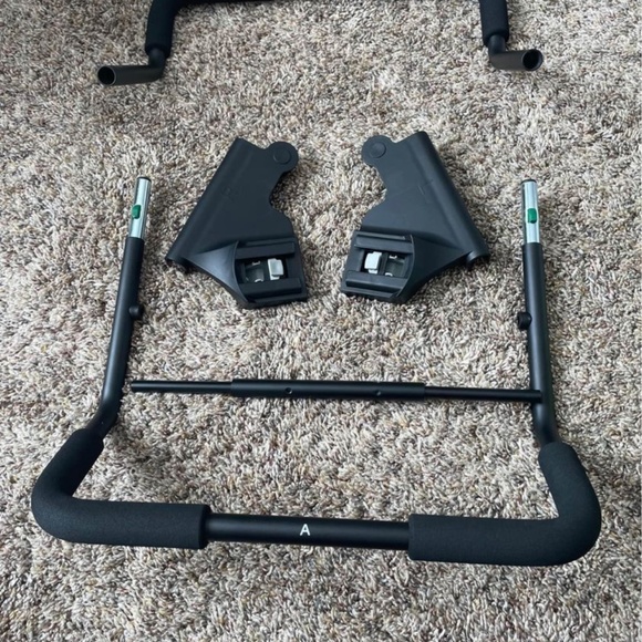 Baby Jogger Car Seat Adapter Chicco/peg perego - Picture 2 of 2